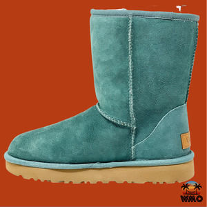 UGG CLASSIC SHORT II SAGEBRUSH GREEN
